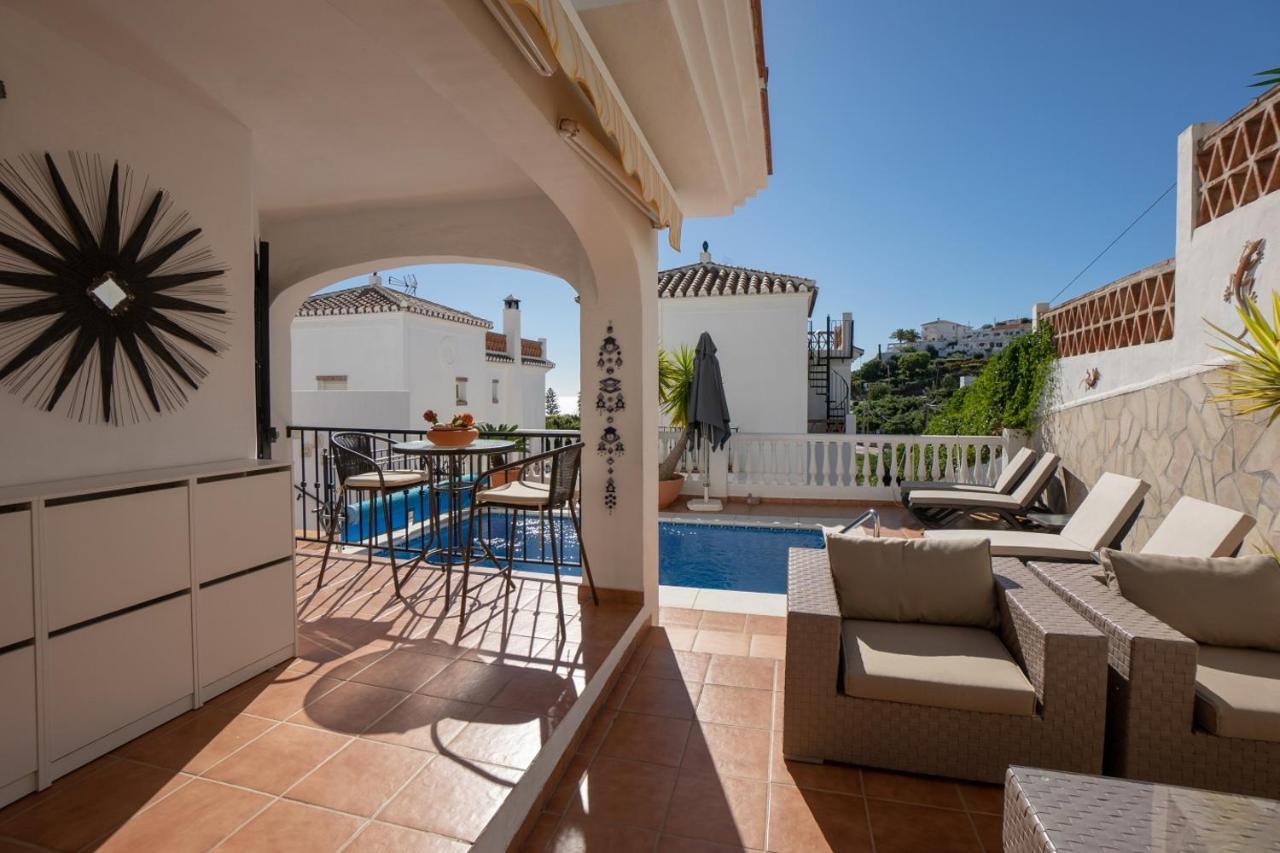 Marina Bella 1F Menyber Apartment Nerja Exterior photo